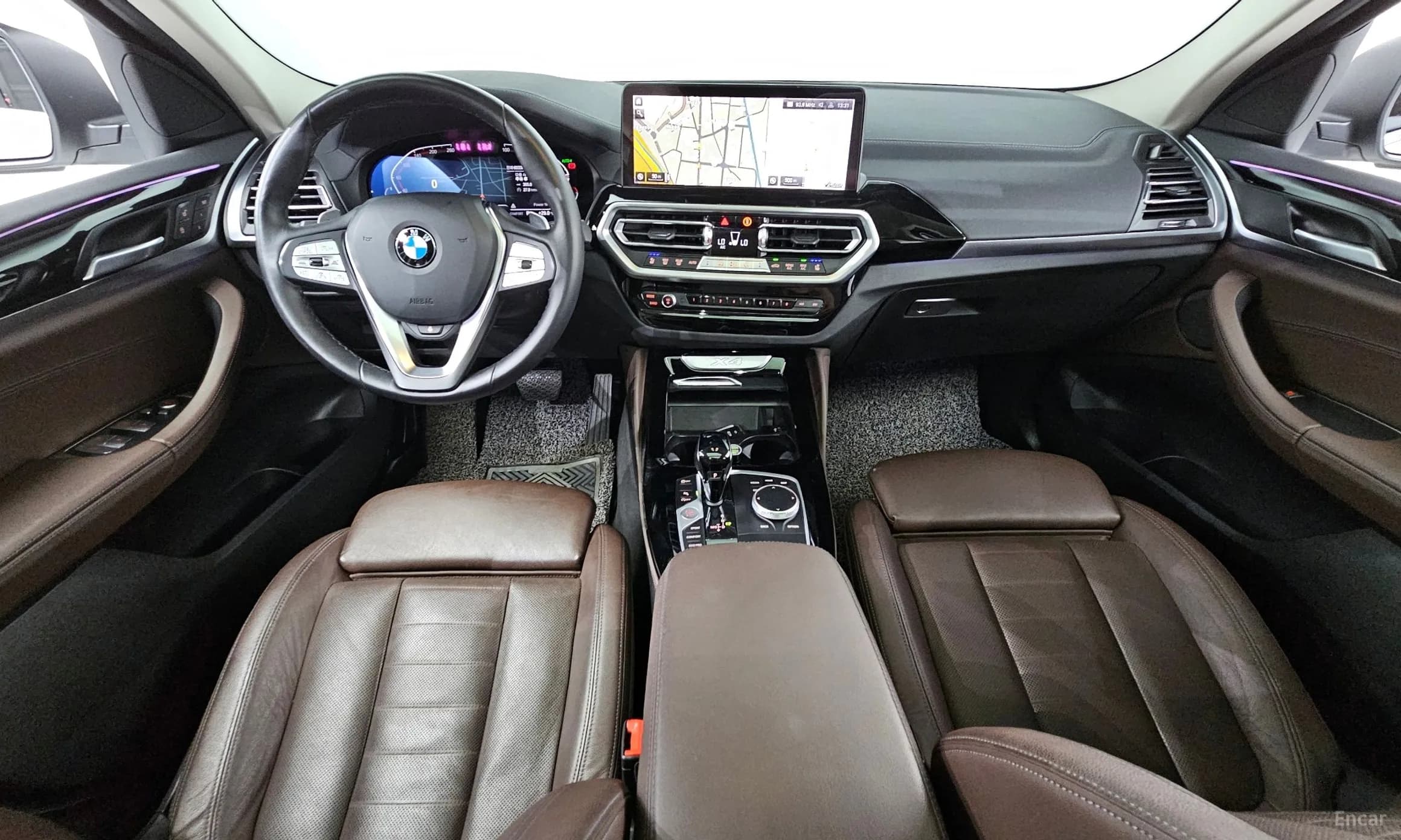 X4 (G02)