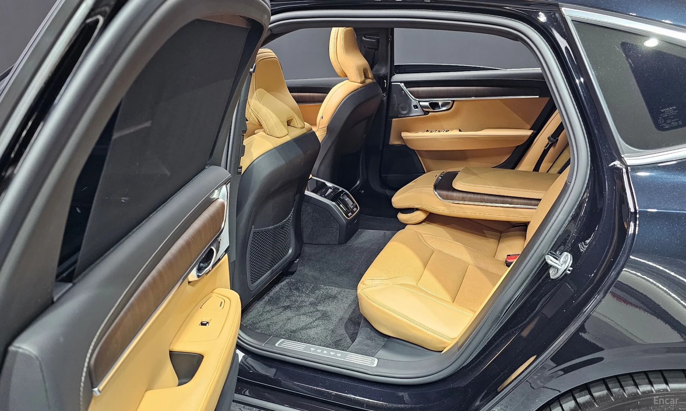 S90