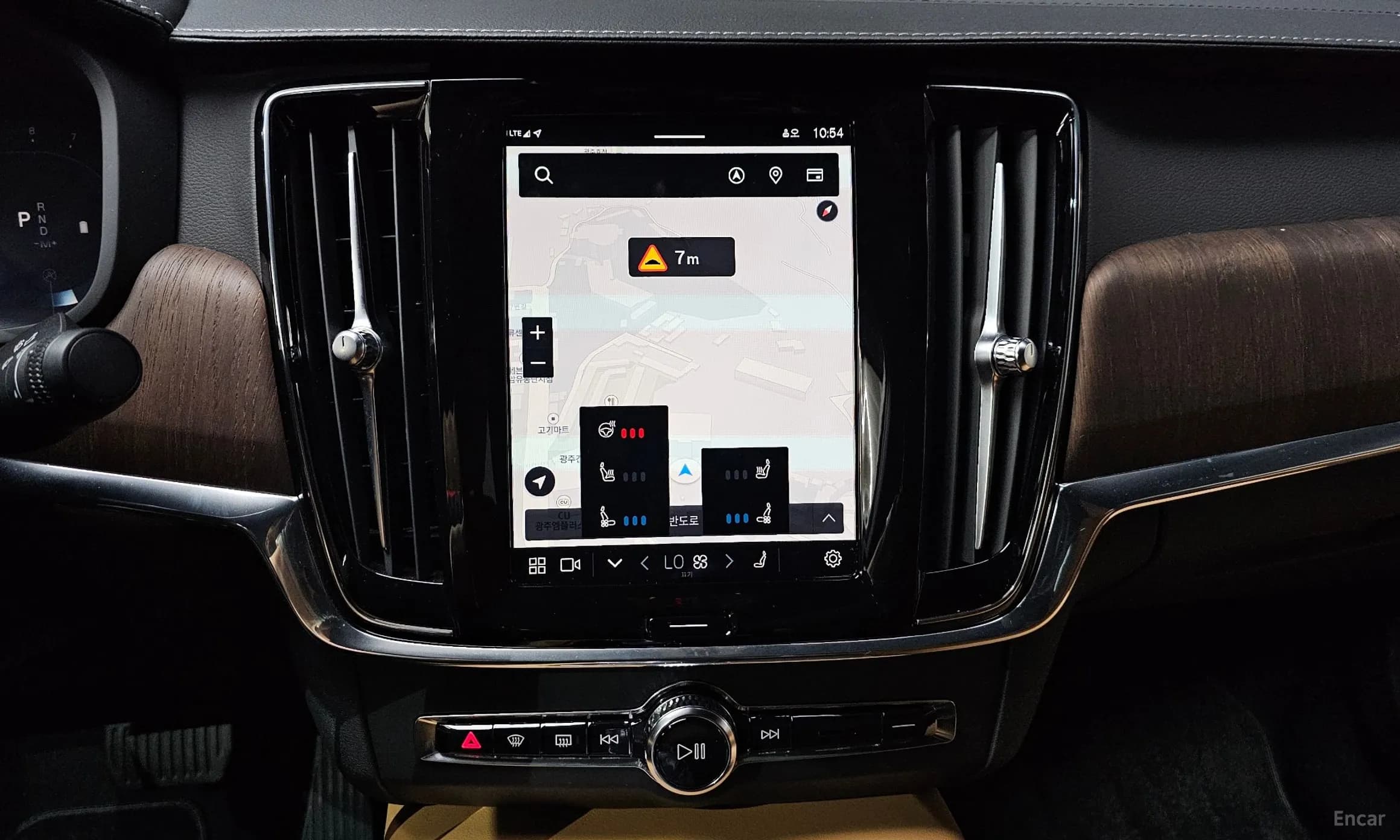 S90
