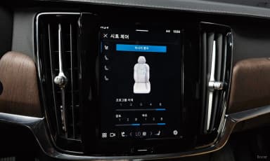S90