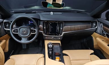 S90
