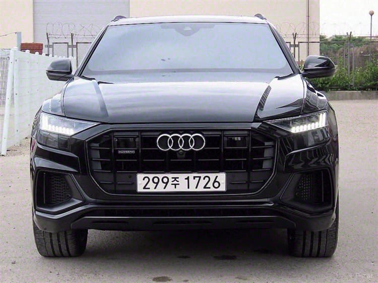 Q8 (4M)