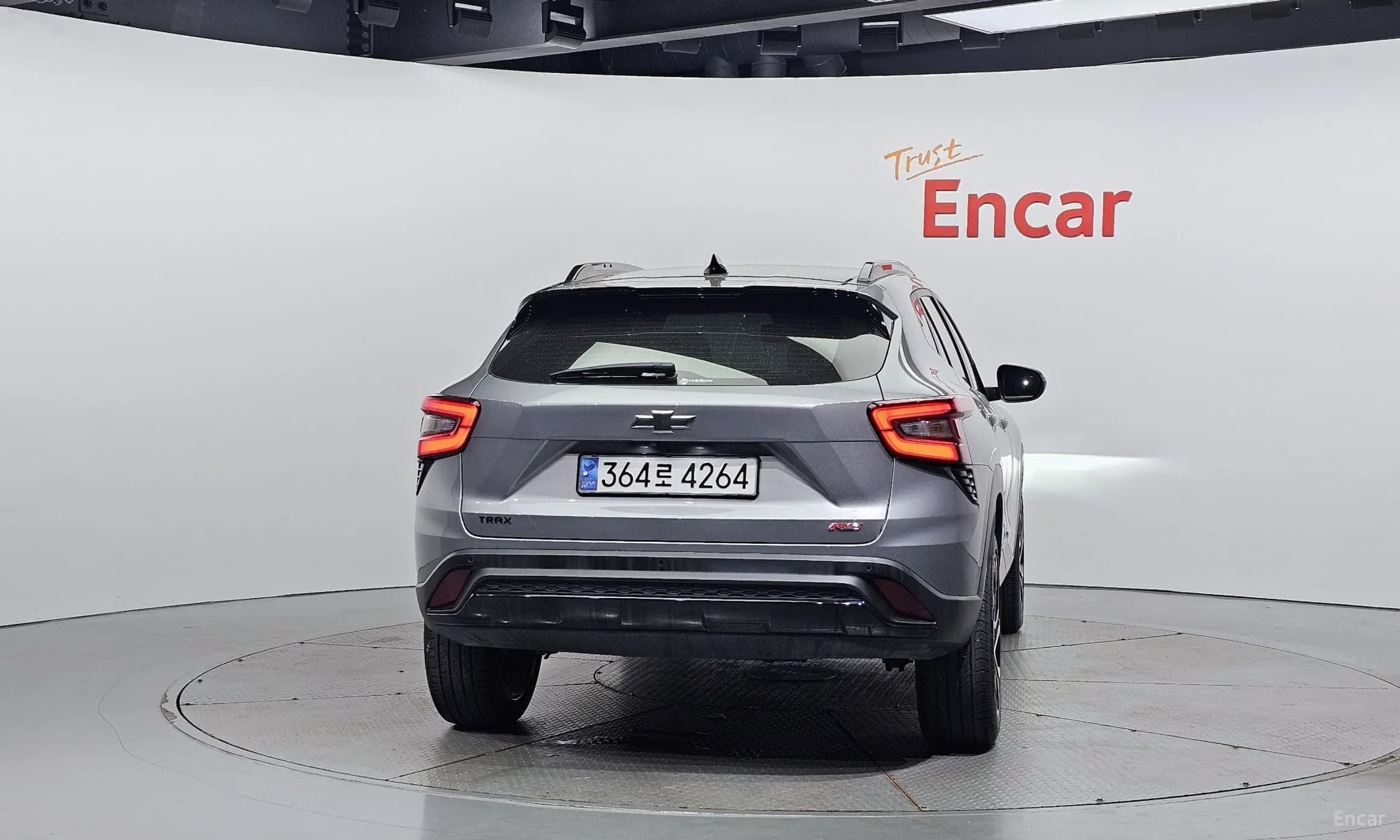 Trax Crossover