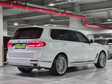 X7 (G07)