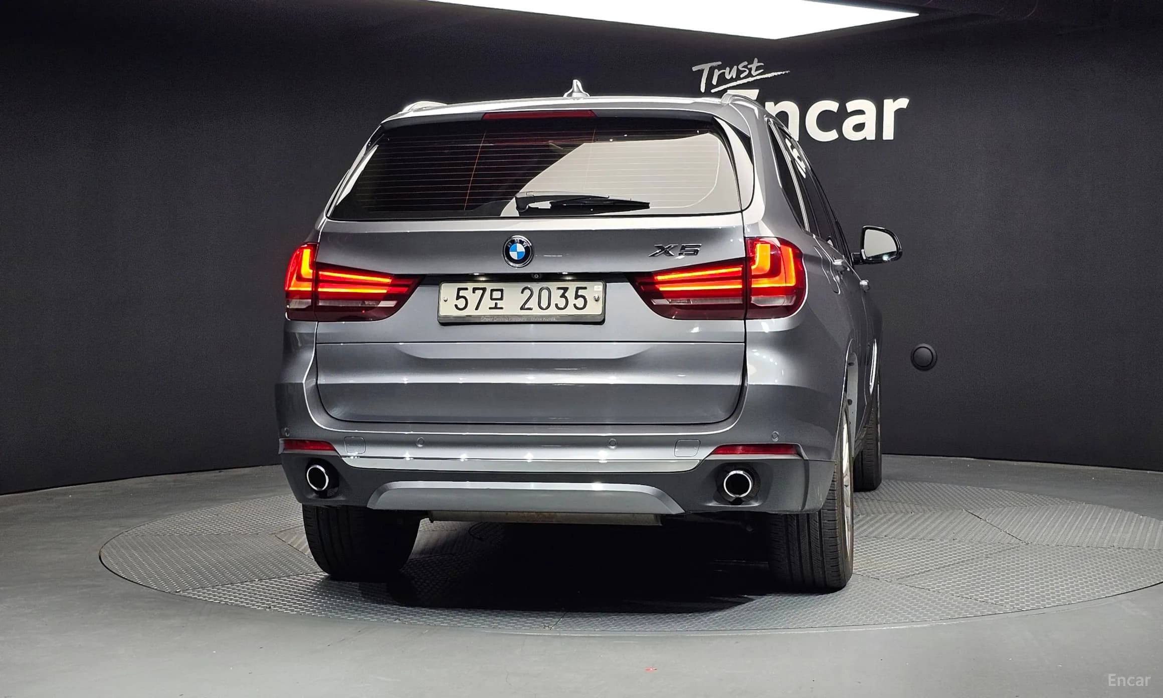 X5 (F15)