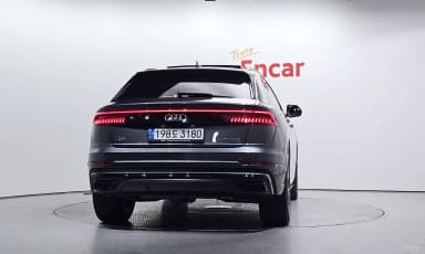 Q8 (4M)