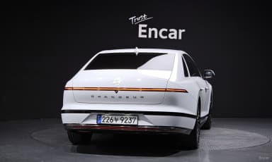 Grandeur Hybrid (GN7)