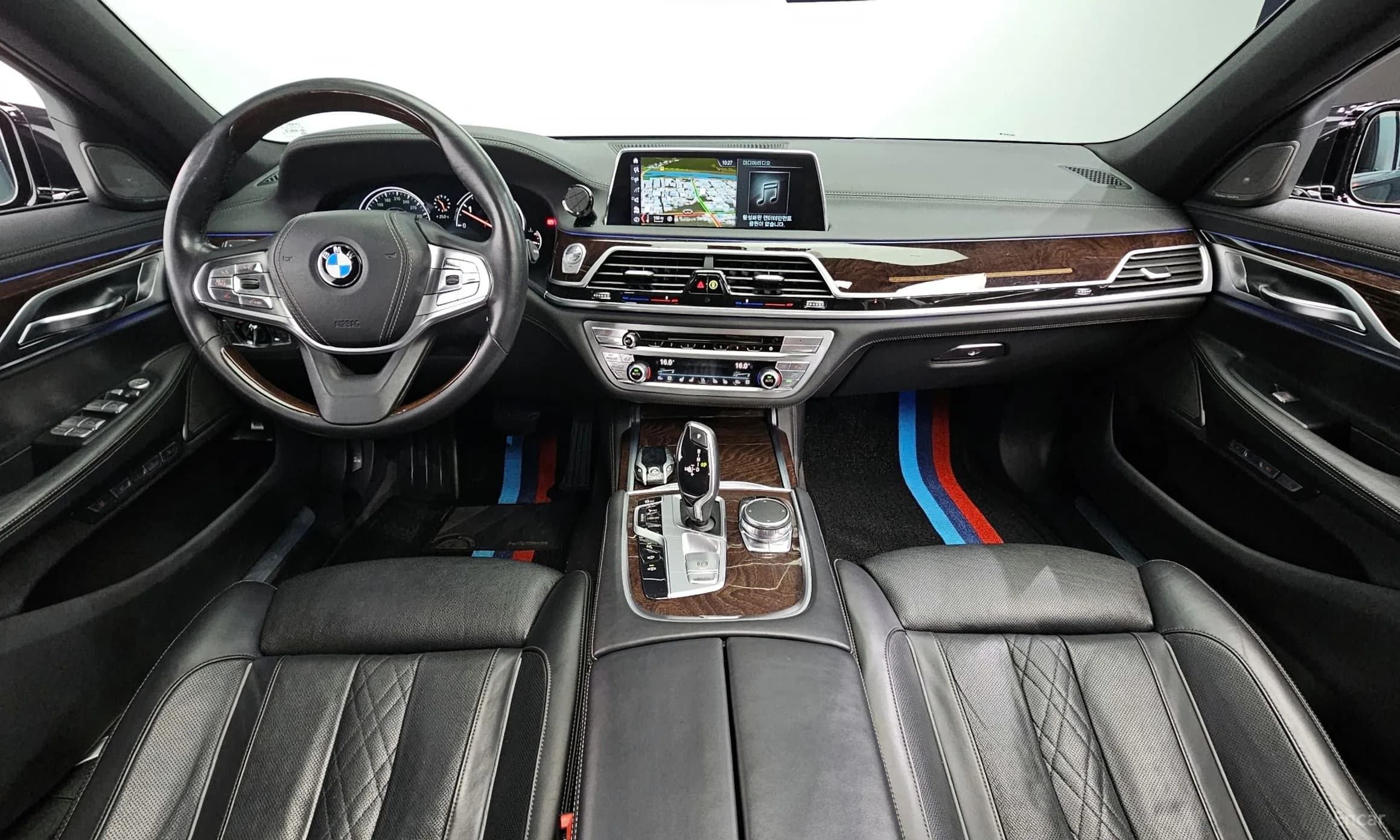 7 Series (G11)