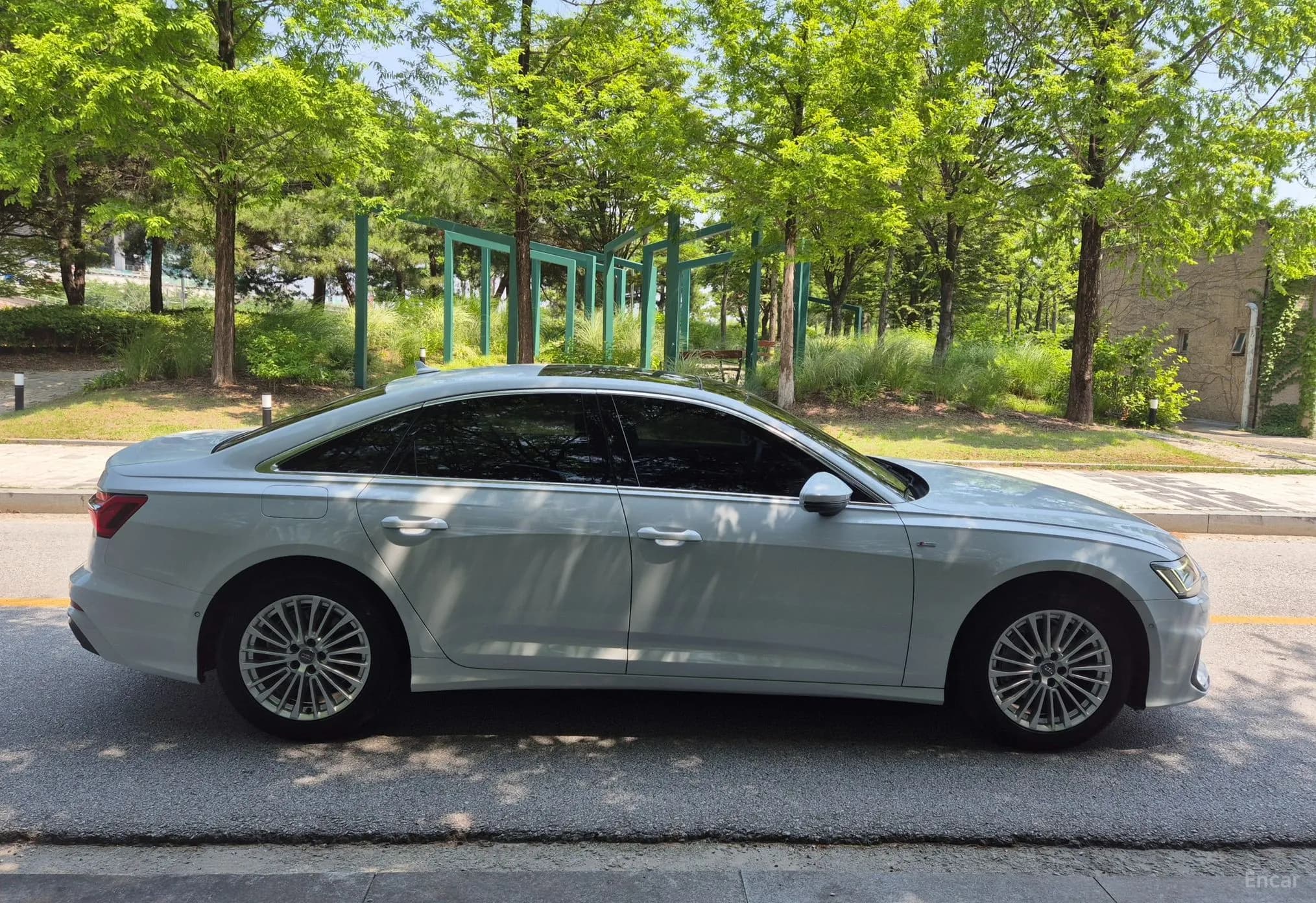 A6 (C8)