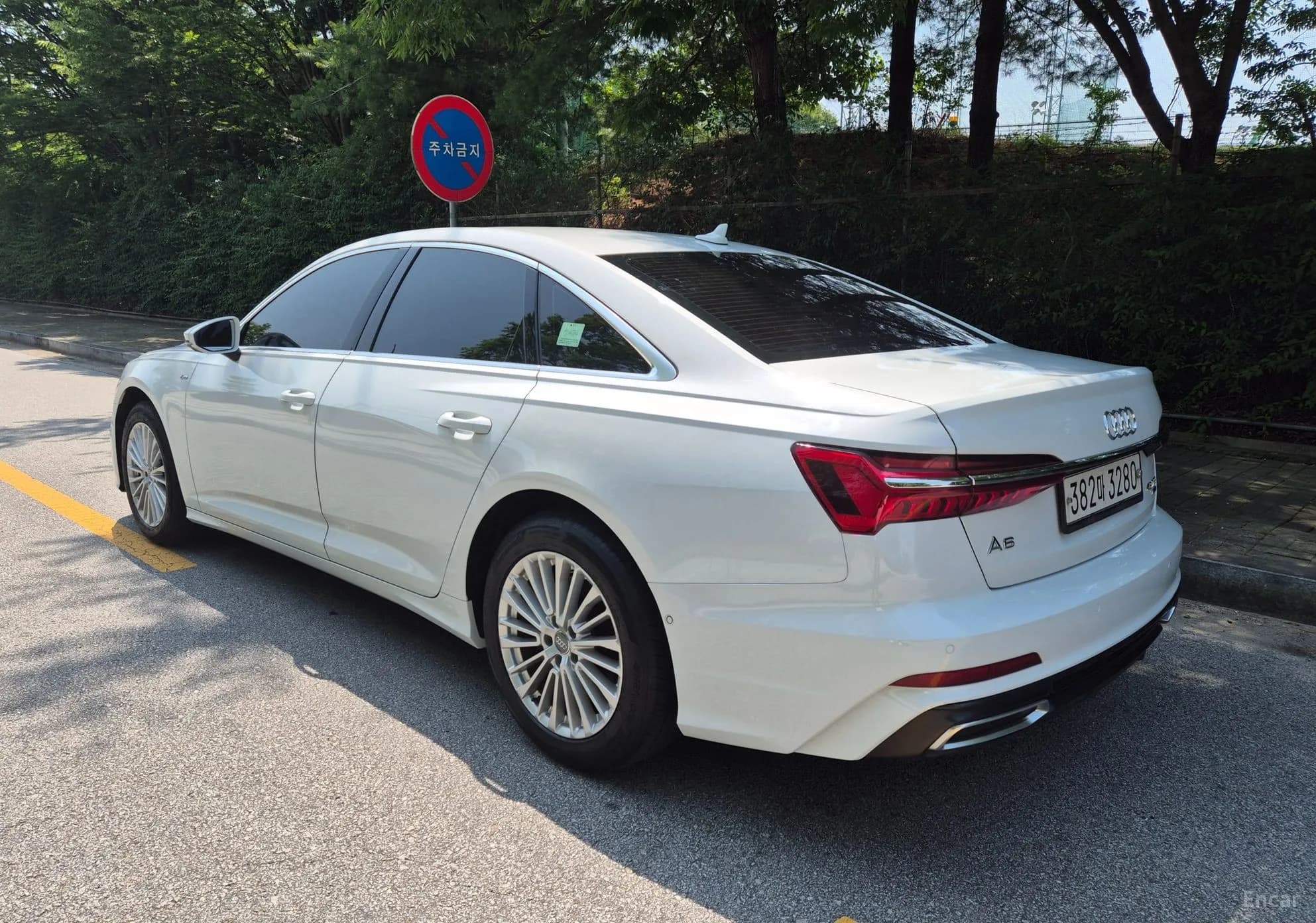 A6 (C8)