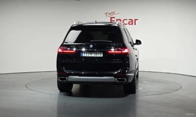 X7 (G07)