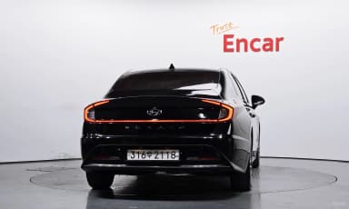 Sonata Hybrid (DN8)