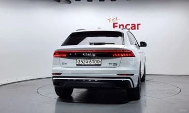 Q8 (4M)