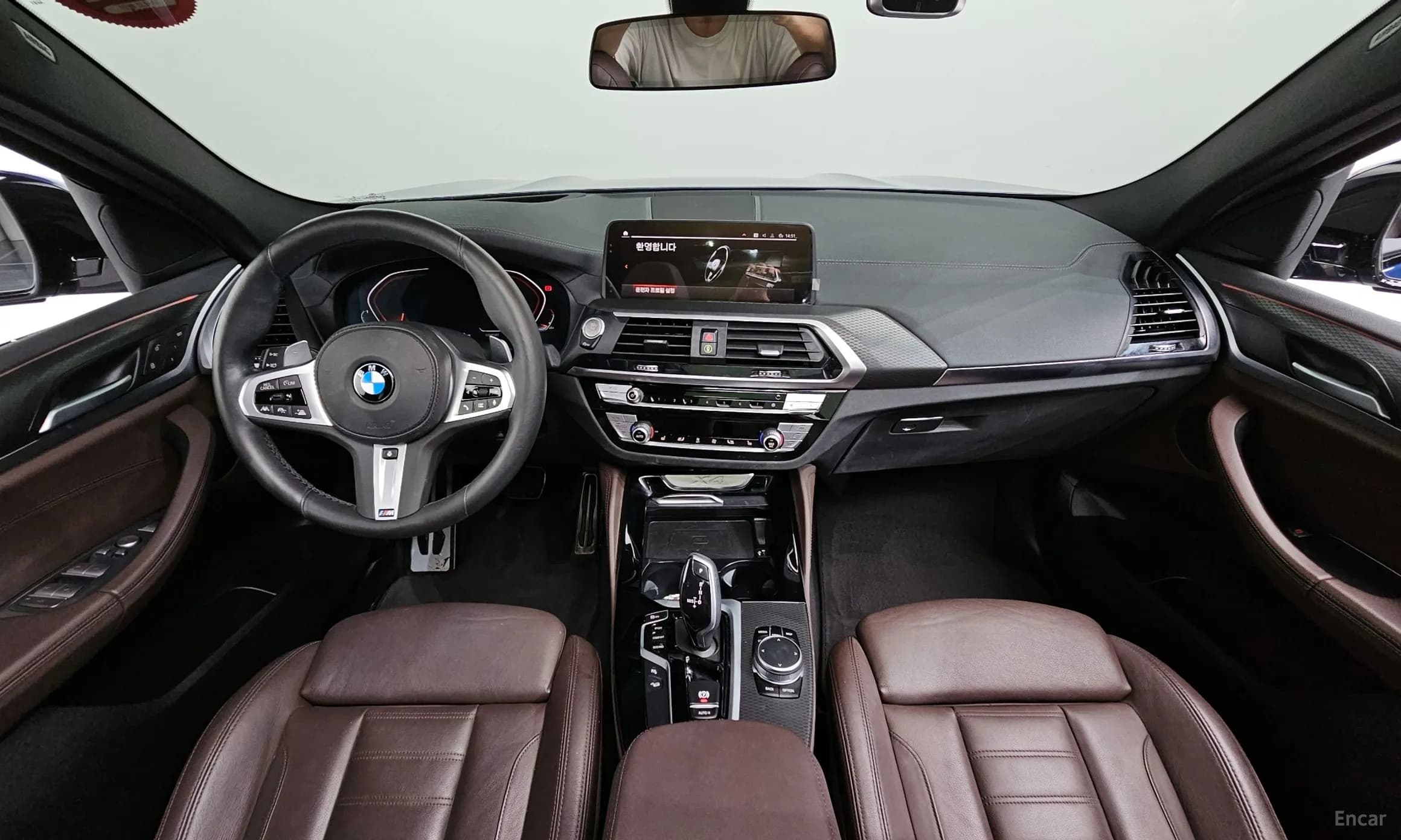 X4 (G02)