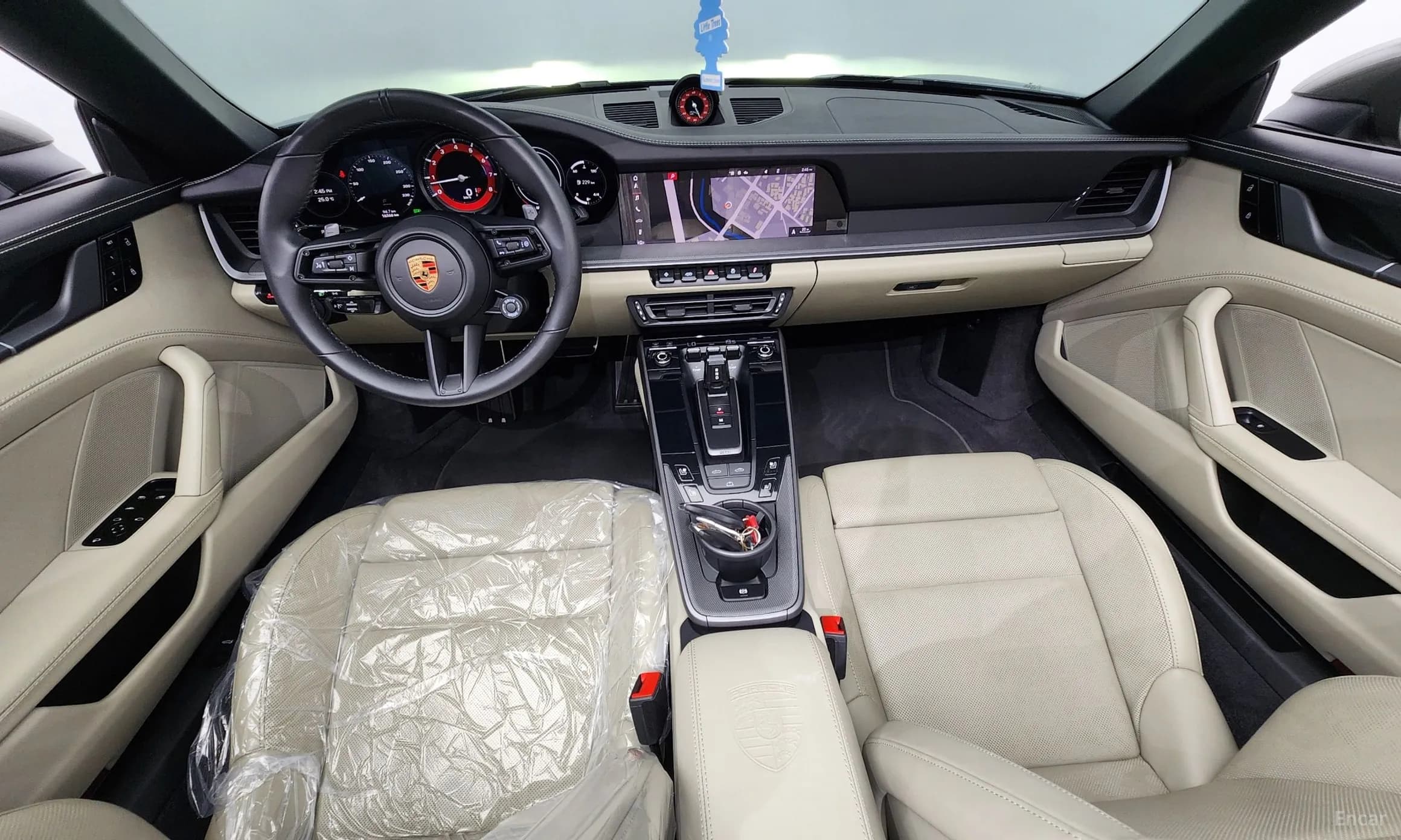 911 (992)