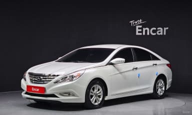 YF Sonata