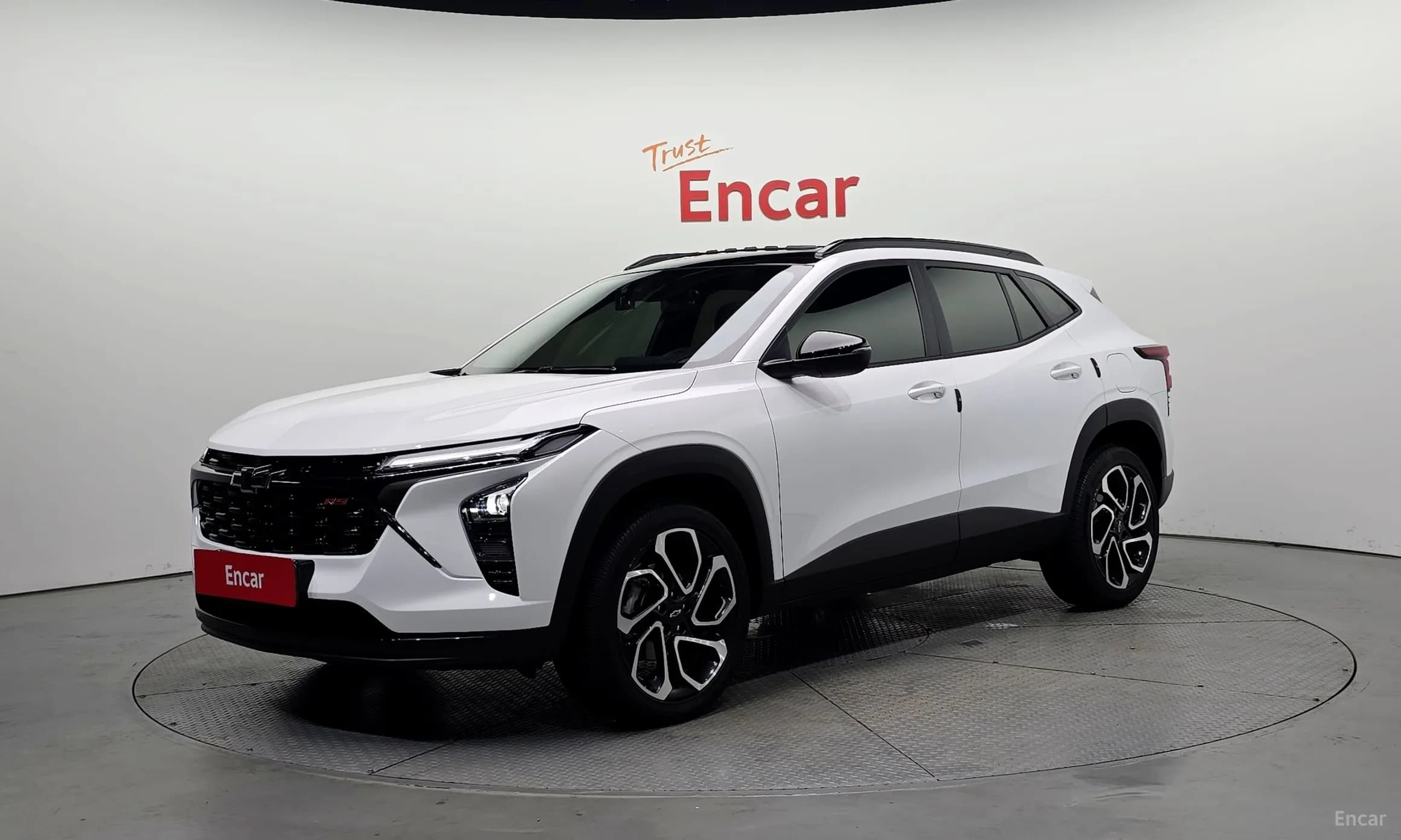 Trax Crossover