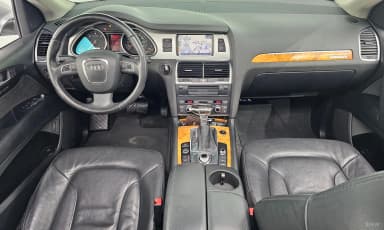 Q7