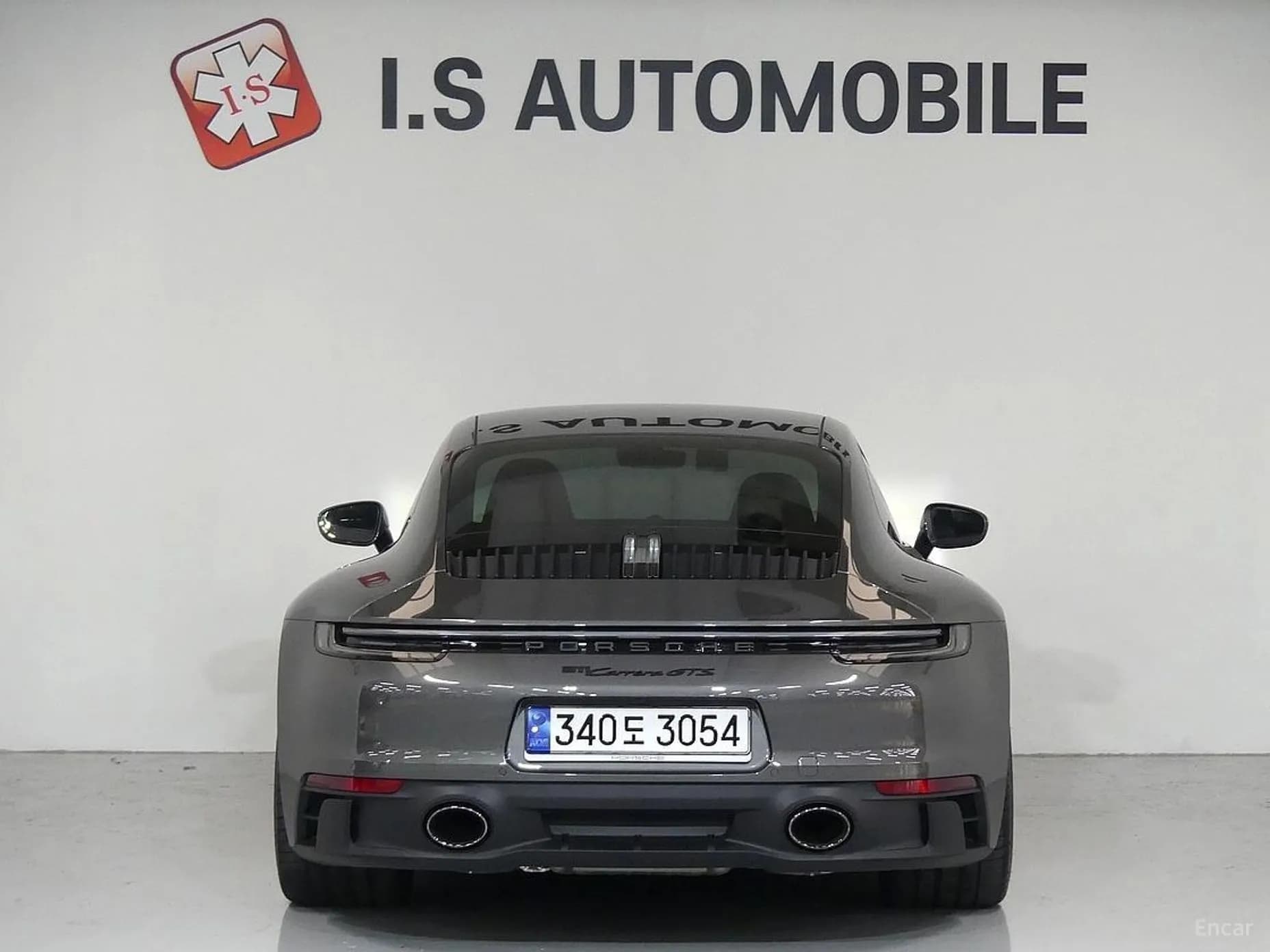 911 (992)