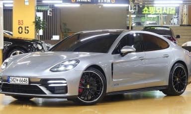 Panamera (971)