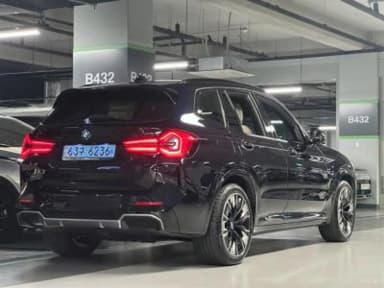 iX3