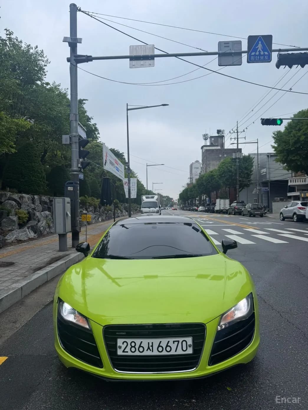 R8