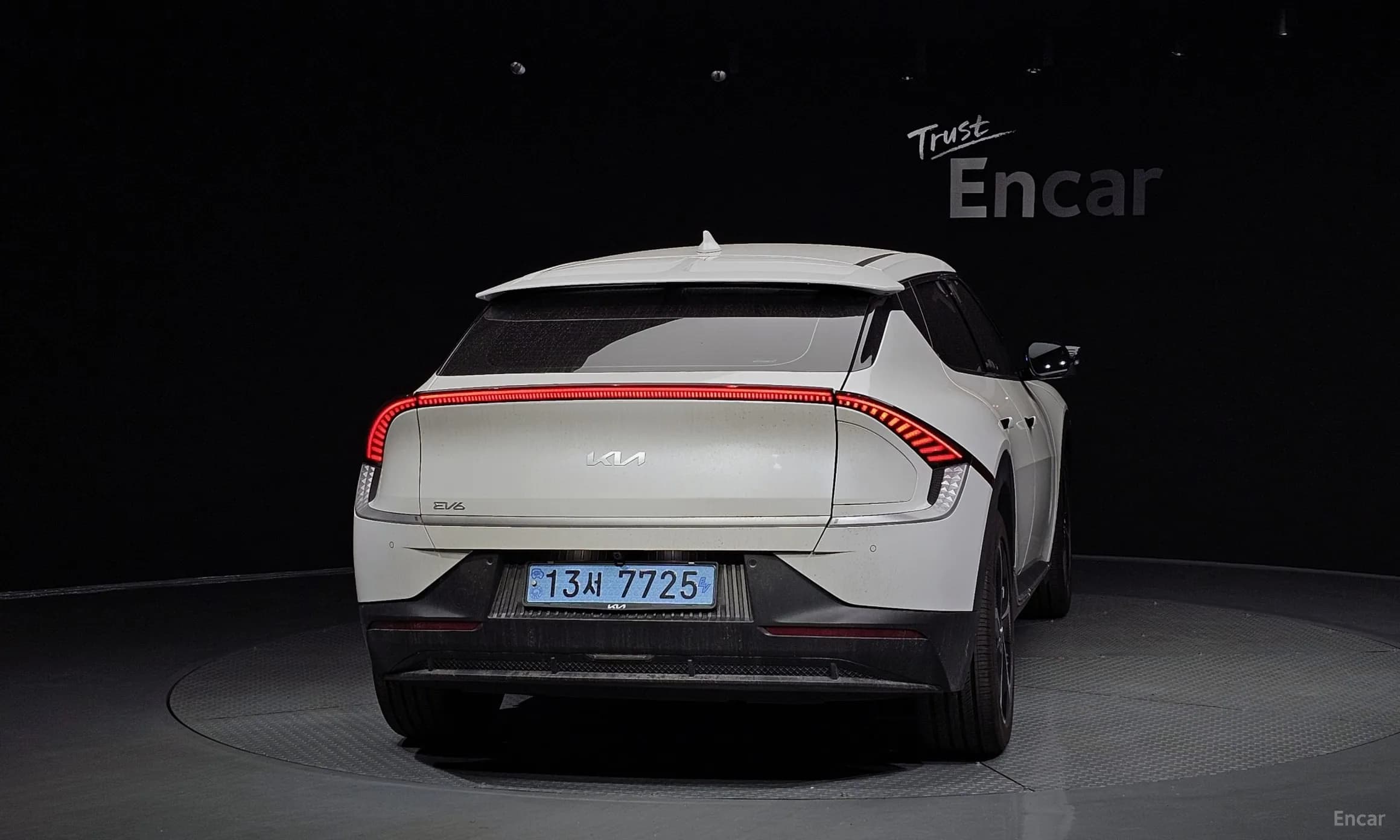 EV6