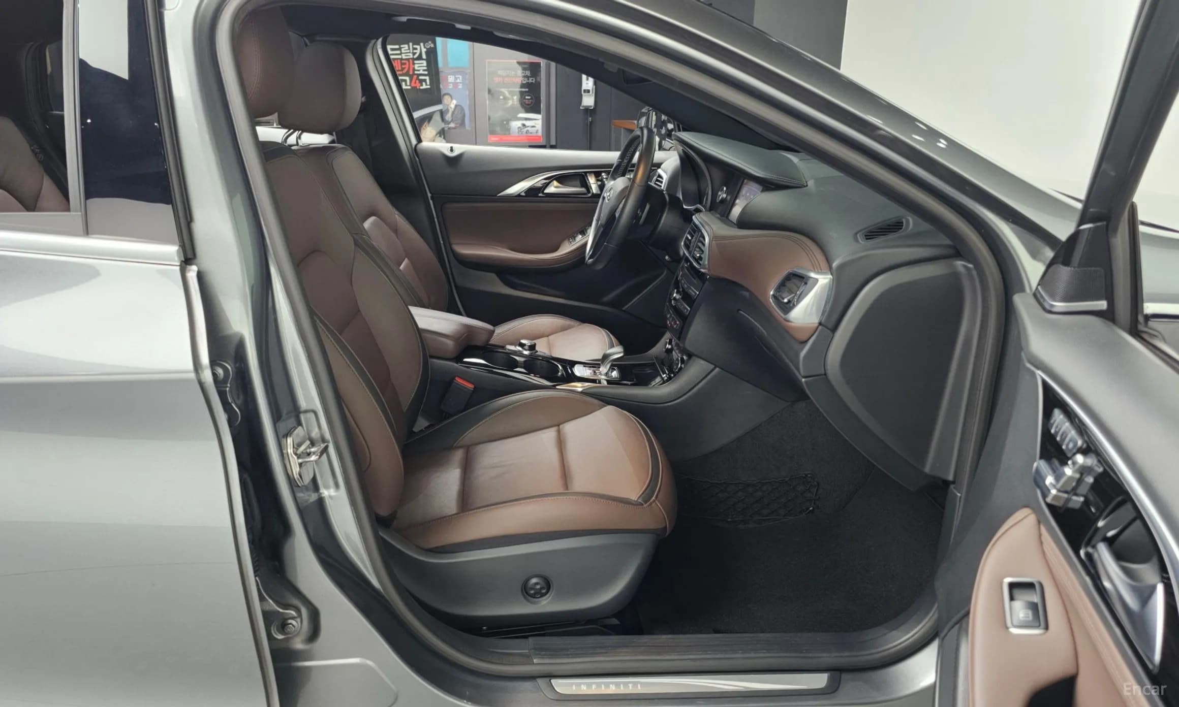 Q30