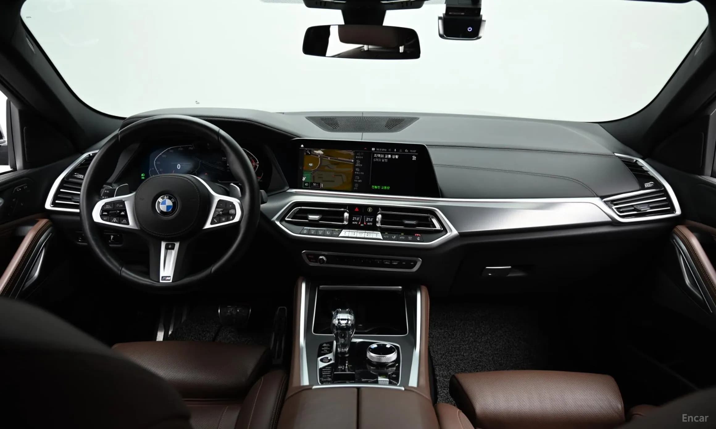 X6 (G06)