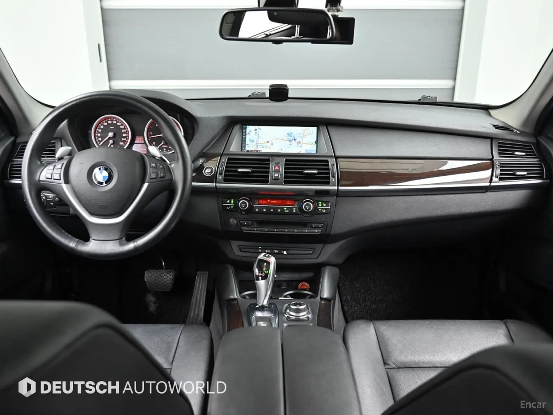 X6 (E71)