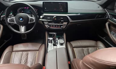 5 Series (G30)