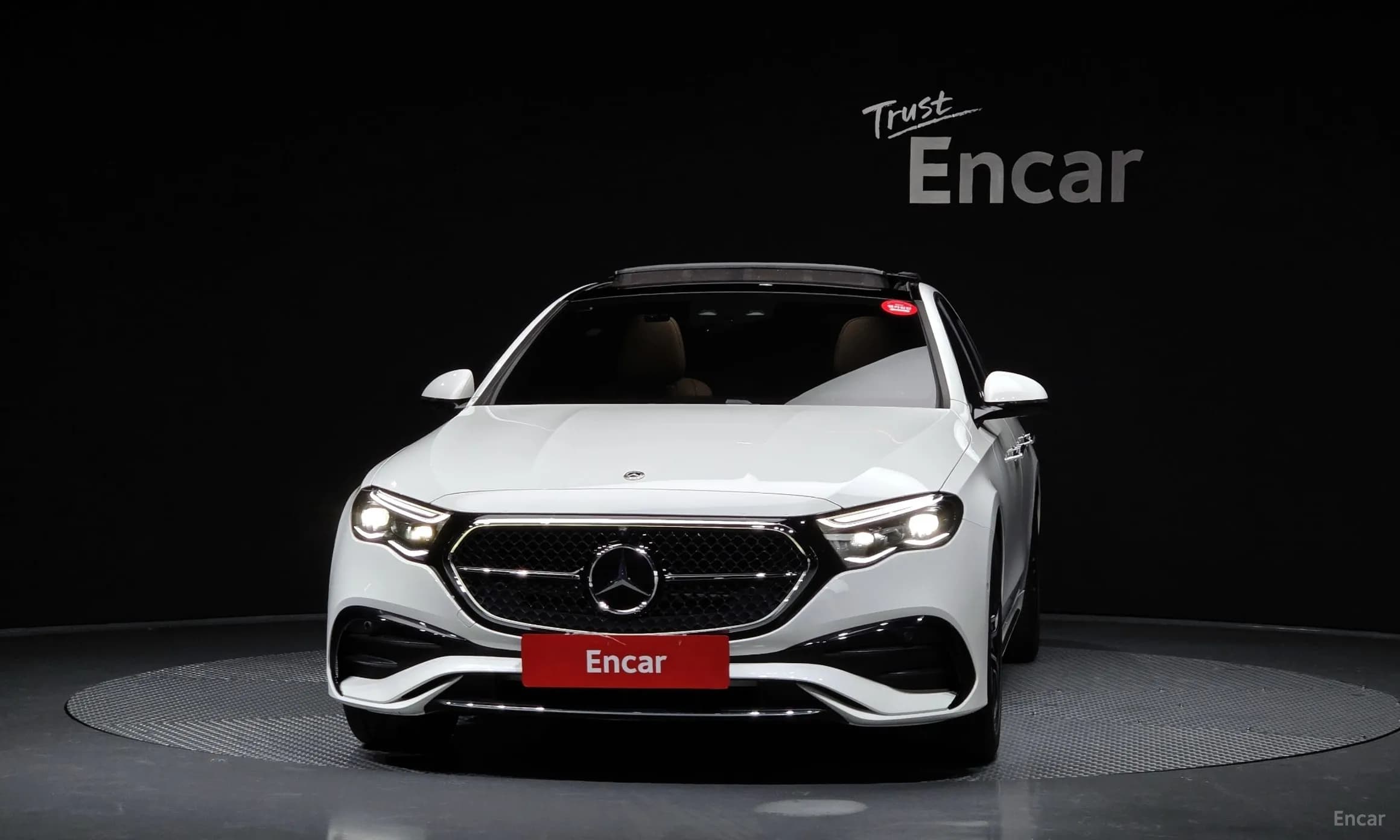 E-Class W214