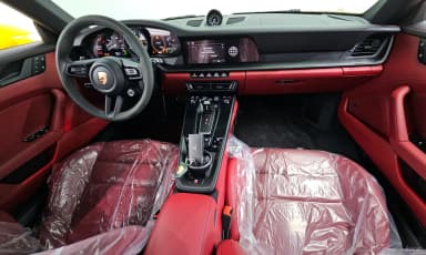 911 (992)