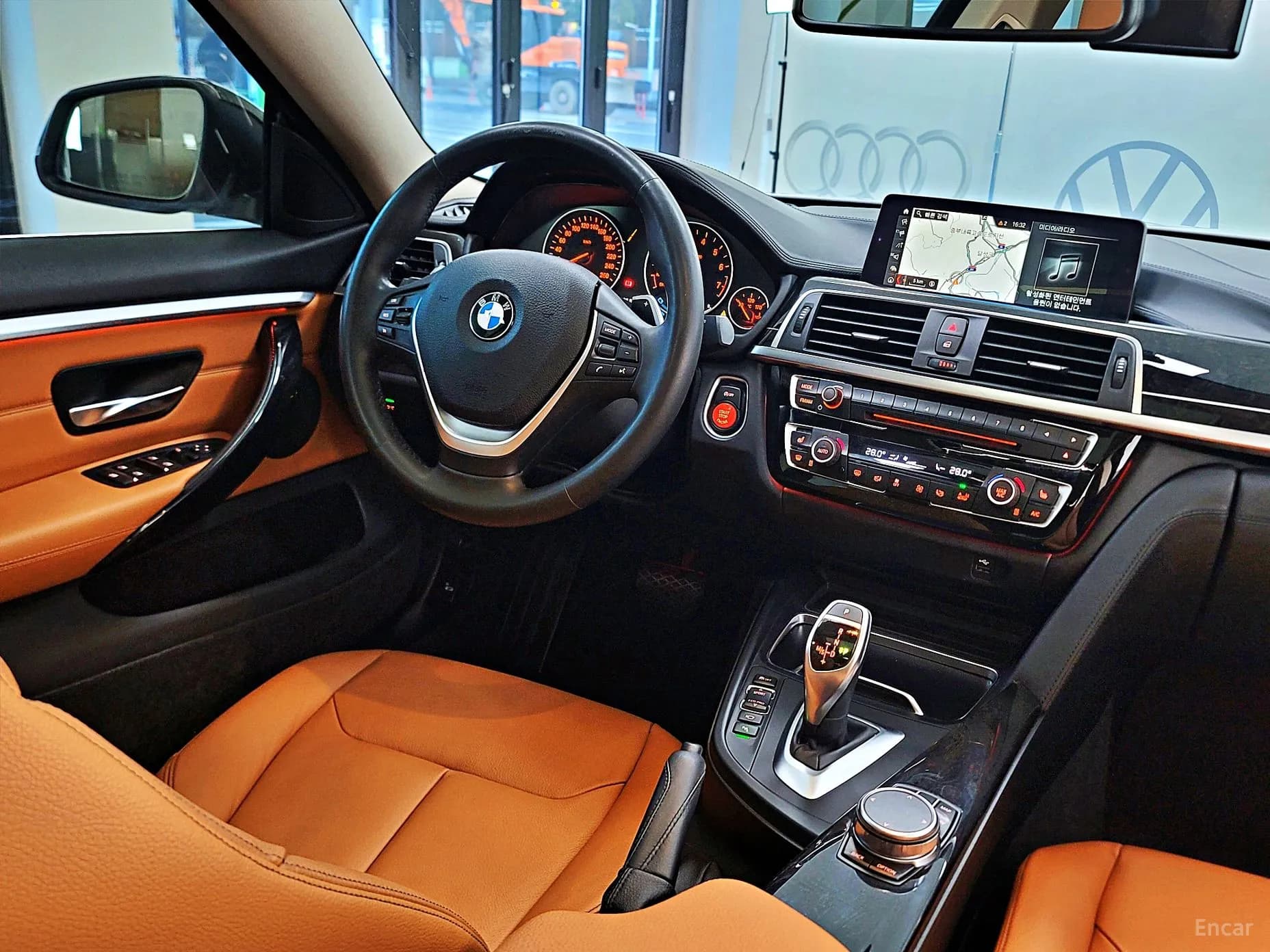 Series 4 (F32)
