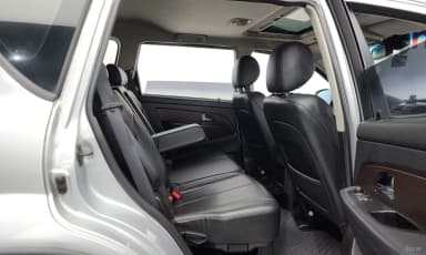 Rexton W