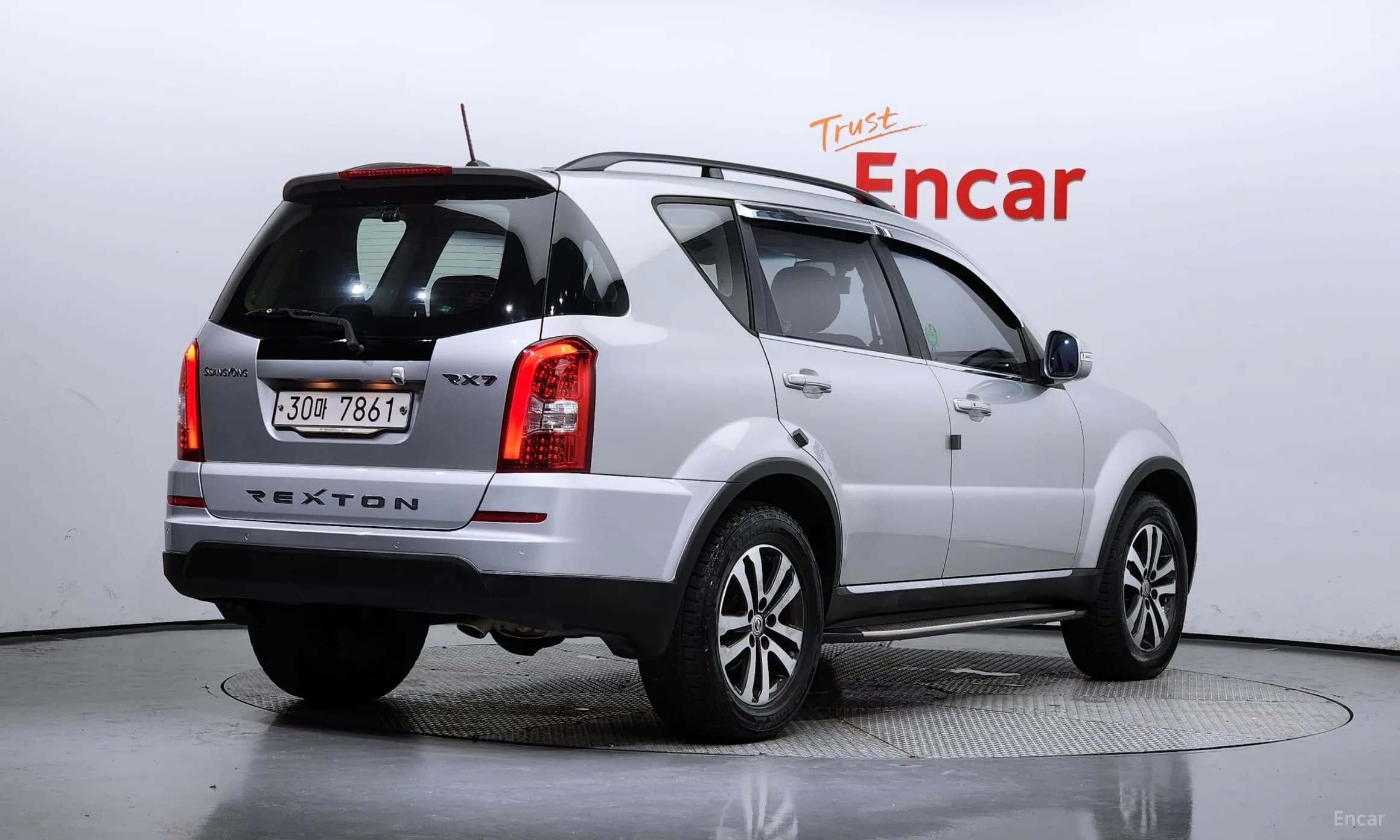 Rexton W