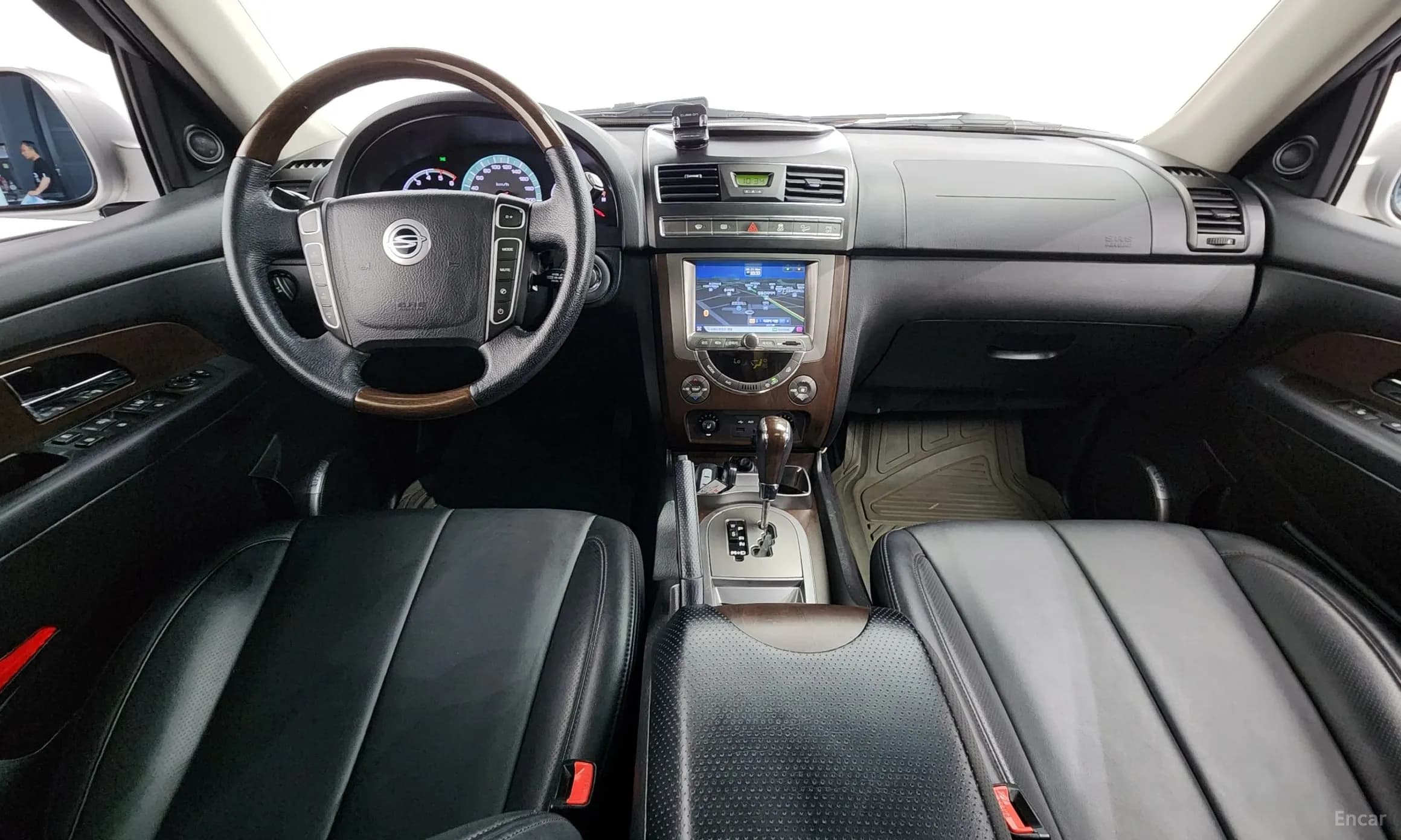 Rexton W