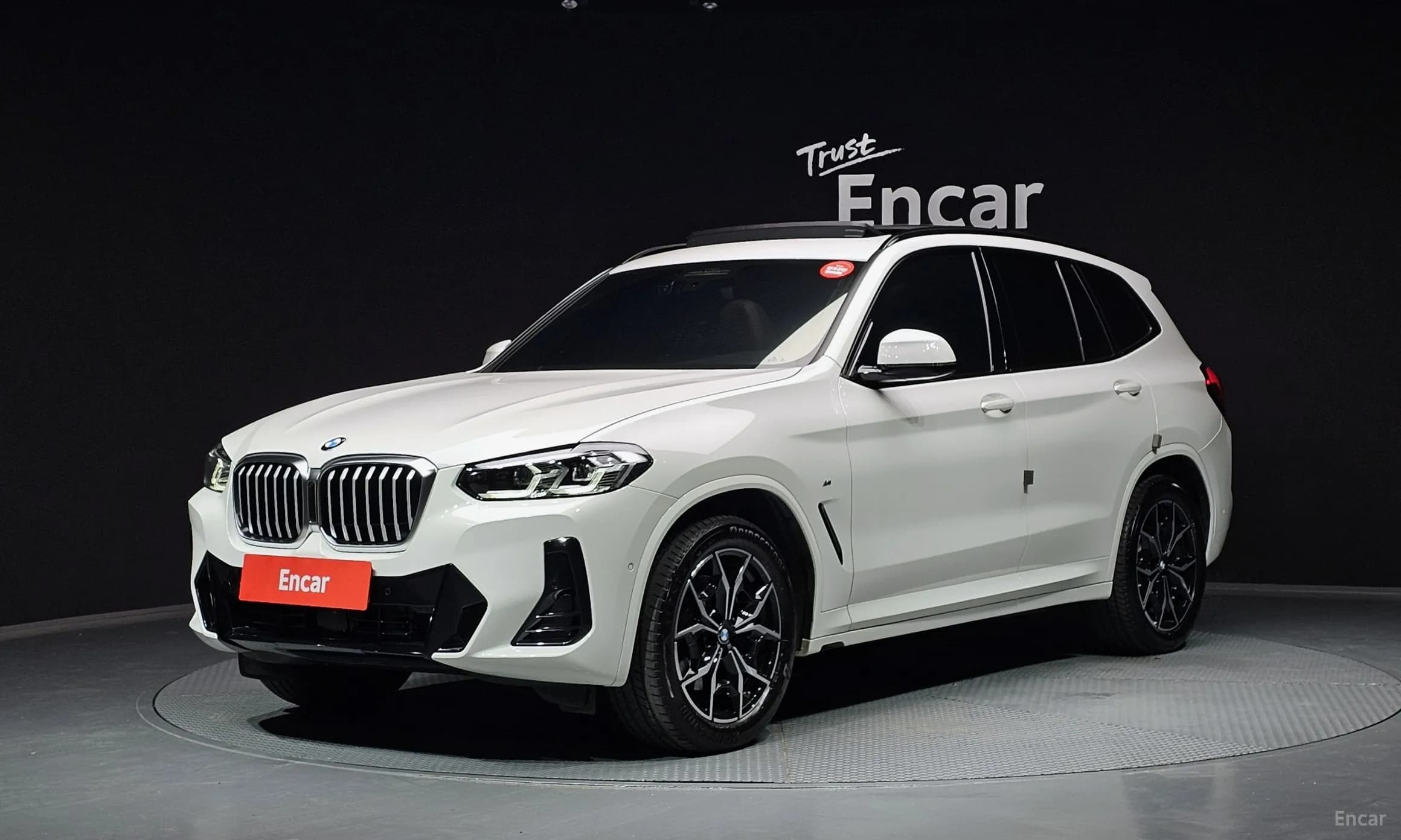 X3 (G01)