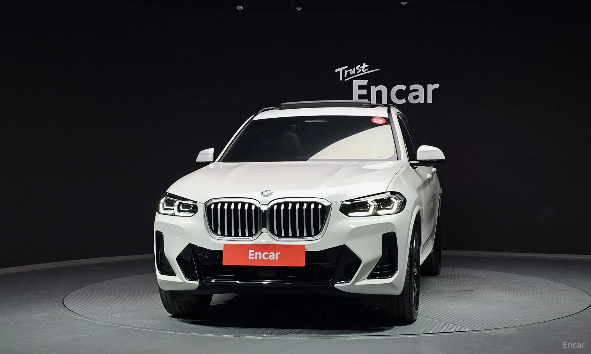 X3 (G01)