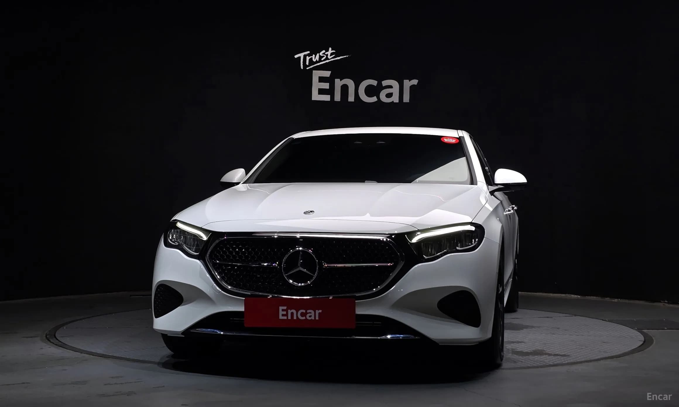 E-Class W214