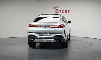 X6 (G06)