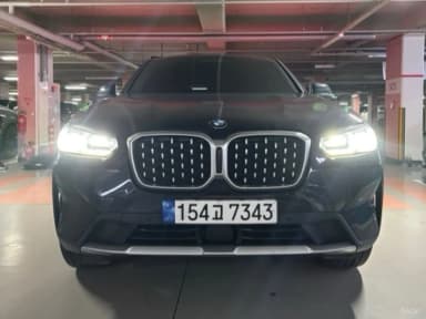 X4 (G02)