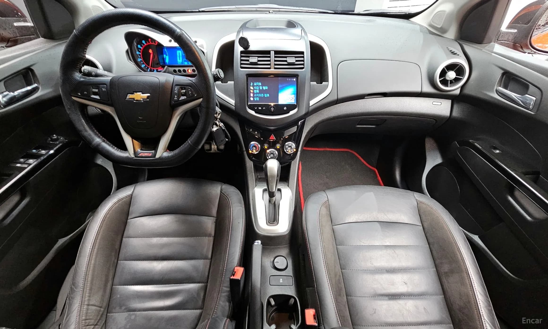 Aveo Hatchback