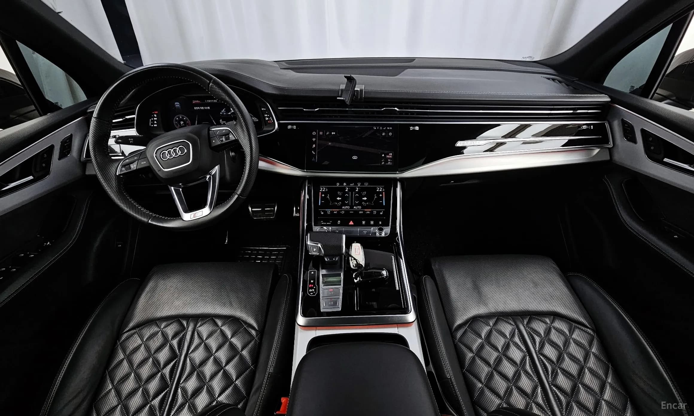 Q7 (4M)