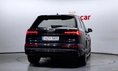 Q7 (4M)