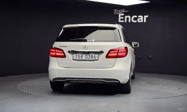 B-Class W246
