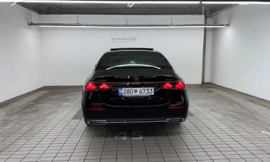 E-Class W214