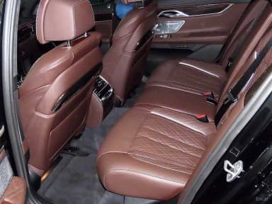 7 Series (G11)