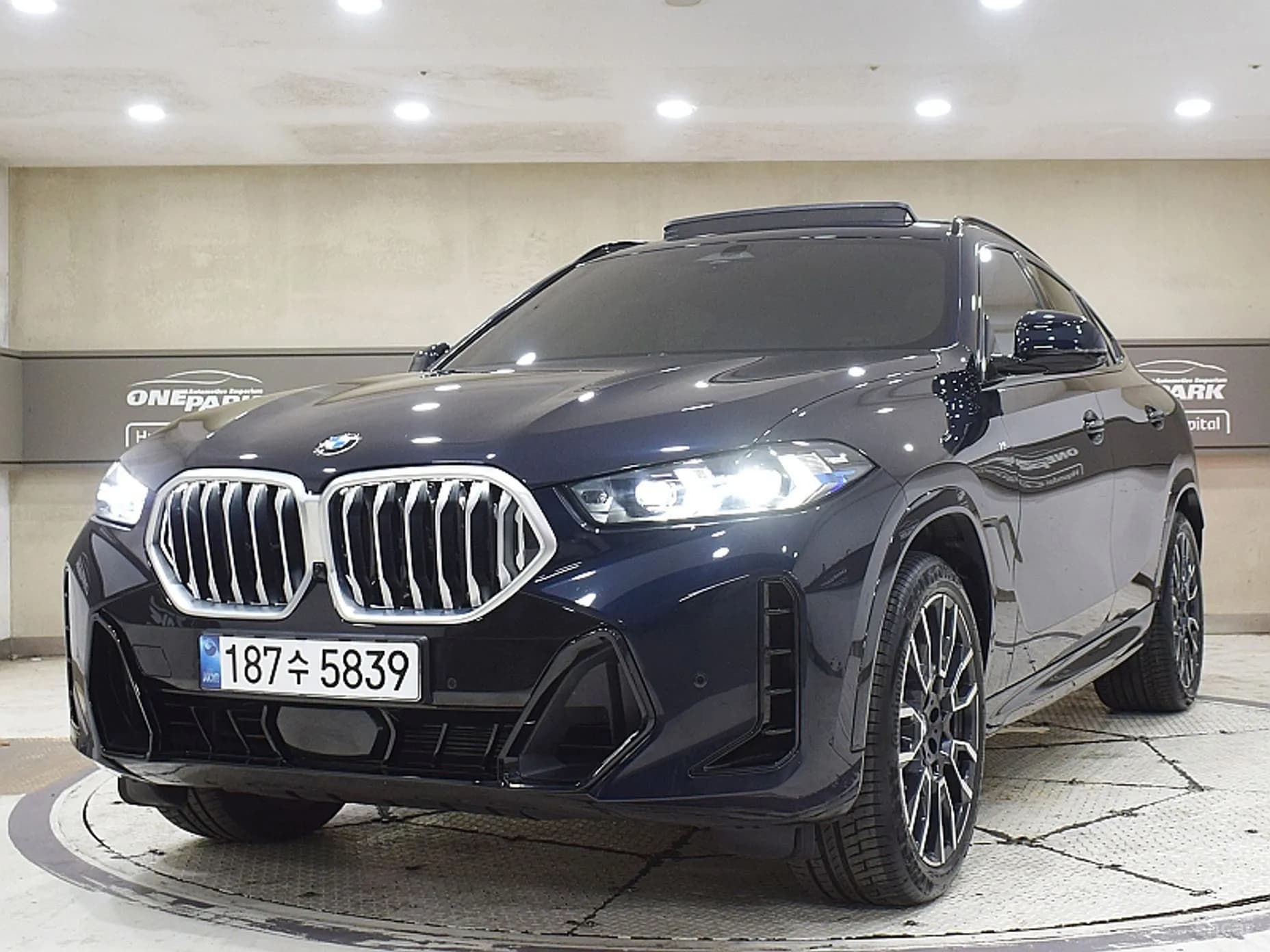 X6 (G06)