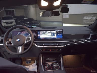 X6 (G06)